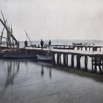 Лука и ланац који затвара луку ка југу, Драч, 19. октобар 1913. (фото www.albert-kahn.hauts-de-seine.fr)