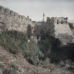 Зидине града и минарет ка Драчком заливу, Драч, 16. октобар 1913. (фото www.albert-kahn.hauts-de-seine.fr)