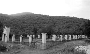 Српско војничко гробље у Скочивиру, на путу Скочивир – Кајмакчалан, O. Новаци