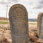 Крајпуташ поред гробља на Спасовњачи, Ужице (фото Бојан Радојичић)
