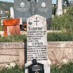 Споменик Будимиру Бановићу на гробљу у засеоку Пеуле (фото Бојан Радојичић)