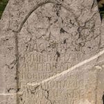 Натпис на крајпуташу Радовану Ђуричићу на Кадињачи (фото Бојан Радојичић)