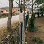 Крајпуташ Живану Ненадићу у Љубањама (фото Бојан Радојичић)