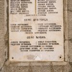 Натпис на јужној страни спомен-чесме на Поповој Води крај Ужица (фото Бојан Радојичић)