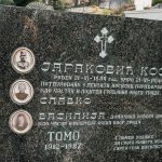 Споменик потпуковнику Кости Јараковићу на гробљу на Доварју у Ужицу (фото Бојан Радојичић)