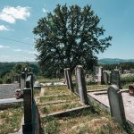 Гробље у Брковићима у Дријетњу, Качер (фото Бојан Радојичић)