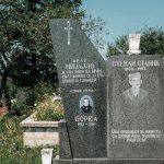Споменик Јакову и Мијајлу Станићима на гробљу у Гудурићима, Љубање (фото Бојан Радојичић)
