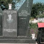 Споменик Јакову и Мијајлу Станићима на гробљу у Гудурићима, Љубање (фото Бојан Радојичић)