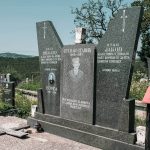 Споменик Јакову и Мијајлу Станићима на гробљу у Гудурићима, Љубање (фото Бојан Радојичић)