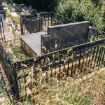 Споменик Илији Савићу на гробљу на потесу Стевановића гај у Злакуси (фото Бојан Радојичић)