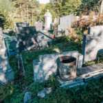 Споменик Тихомиру Поповићу на Ружића гробљу у Кремнима (фото Бојан Радојичић)