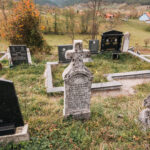 Споменик Вукосаву Арсићу на гробљу у Витасима, у Кремна (фото Бојан Радојичић)