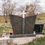Споменик Радомиру Спасићу на гробљу у Витасима, у Кремна (фото Бојан Радојичић)