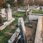 Споменик Обрену Старчевићу на гробљу у Равањском пољу, Равни (фото Бојан Радојичић)