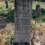 Споменик Радовану Јовичићу на гробљу поред Спомен костурнице у Вардишту (фото Бојан Радојичић)