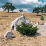 Спомен чесма на Белој Глави, Јабланица (фото Бојан Радојичић)