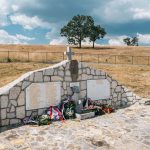 Спомен чесма на Белој Глави, Јабланица (фото Бојан Радојичић)