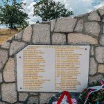 Плоче на спомен чесма на Белој Глави, Јабланица (фото Бојан Радојичић)
