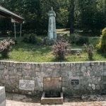 Спомен чесма на Оку на Златибору (фото Бојан Радојичић)