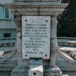 Натпис на спомен чесми у центру Чајетине (фото Бојан Радојичић)