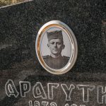 Споменик Драгутину Јовановићу на гробљу у Доњем Селу у Доброселици (фото Бојан Радојичић)