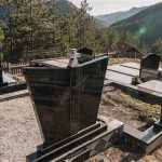Споменик Драгутину Јовановићу на гробљу у Доњем Селу у Доброселици (фото Бојан Радојичић)