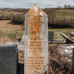 Споменик Чедомиру Зечевићу на Ивановића гробљу у Кривој Реци (фото Бојан Радојичић)
