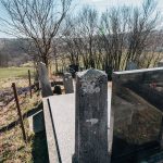 Споменик Живану Курћубићу на Јолетића гробљу у Даутовцу, Крива Река (фото Бојан Радојичић)