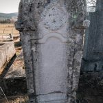 Споменик Војину, Велимиру и Љубомиру Шопаловићима на гробљу у Мачкату (фото Бојан Радојичић)