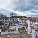 Гробље на Локви у Шљивовици (фото Бојан Радојичић)