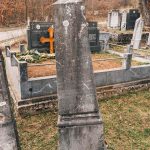 Споменик Ђорђу, Војиславу и Живану Жиловићима на Жиловића гробљу у Голову (фото Бојан Радојичић)