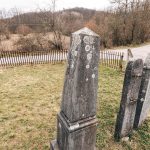 Споменик Ђорђу, Војиславу и Живану Жиловићима на Жиловића гробљу у Голову (фото Бојан Радојичић)