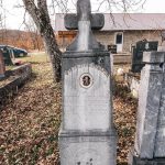 Споменик Симеуну Шундерићу на Жиловића гробљу у Голову (фото Бојан Радојичић)