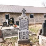 Споменик Чедомиру Буљугићу на Жиловића гробљу у Голову (фото Бојан Радојичић)