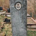 Споменик Добросаву Ј. Чубраковићу на Чубраковића гробљу у Доњем Љубишу (фото Бојан Радојичић)