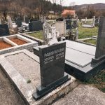 Споменик Владимир Ј. Радибратовић на Радибратовића гробљу у Рожанству (фото Бојан Радојичић)