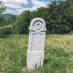 Крајпуташ Дамљану Бакићу у Јабланици (фото Бојан Радојичић)