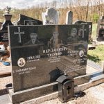 Споменик Тихомиру Марјановићу на гробљу у Бакионици (фото Бојан Радојичић)