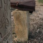 Крајпуташи испод Радучког брда у Честобродици (фото Бојан Радојичић)