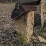 Крајпуташи испод Радучког брда у Честобродици (фото Бојан Радојичић)