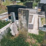 Споменик Вељку Костићу на Жудовачком гробљу у Честобродици (фото Бојан Радојичић)