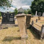 Споменик Живку Богдановићу на Богдановића гробљу у Доњој Добрињи (фото Бојан Радојичић)