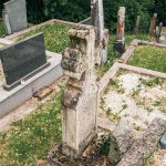 Споменик Драгоју, Милуну и Игњату Стефановићима на Лађевачком гробљу у Доњој Добрињи (фото Бојан Радојичић)