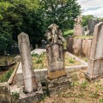 Споменик Марку Тошићу на Лађевачком гробљу у Доњој Добрињи (фото Бојан Радојичић)