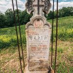 Споменик Рађену Стојановићу на Лађевачком гробљу у Доњој Добрињи (фото Бојан Радојичић)