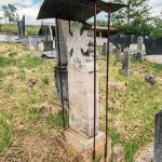 Споменик Рађену Стојановићу на Лађевачком гробљу у Доњој Добрињи (фото Бојан Радојичић)