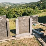 Споменик Милану Варагићу на гробљу на потесу Иве у Душковцима (фото Бојан Радојичић)