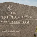 Споменик Милораду и Миљку Костићима на гробљу на потесу Иве у Душковцима (фото Бојан Радојичић)
