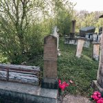 Споменик Арсенију Сретићу на гробљу изнад цркве у Горњој Добрињи (фото Бојан Радојичић)