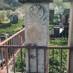 Споменик Софронијевићима на гробљу изнад цркве у Горњој Добрињи (фото Бојан Радојичић)